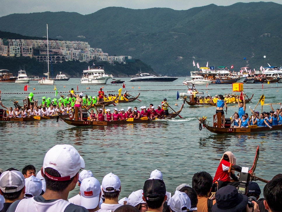 dragon boat races china
